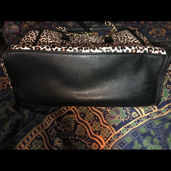 Betsey Johnson Tote bag! - Picture 4 of 7